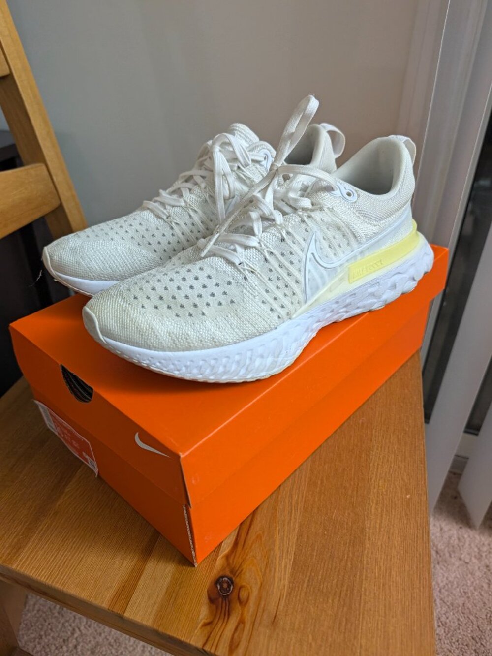 Nike React Infinity Run Flyknit 2 Platinum Tint Light Citron